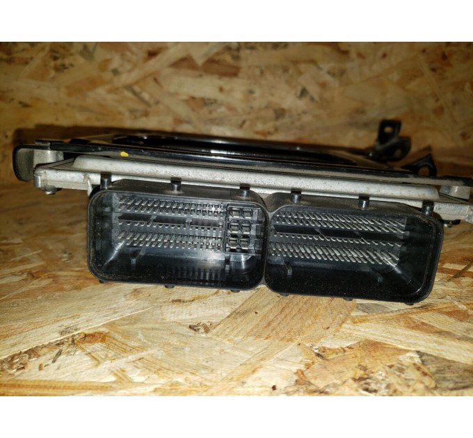 Блок управления двигателем hyundai sonata lf 2014-2019 391012GGK0