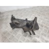Кронштейн подушки двигуна правий на блоці Hyundai TUCSON (2004-2010) 2167027001