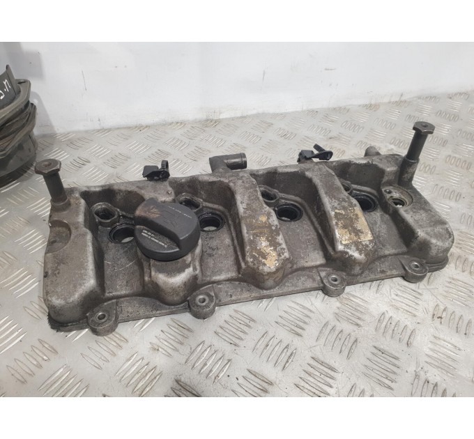 клапанная крышка Hyundai TUCSON (2004-2010) 2241027003