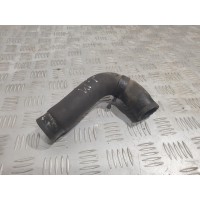 патрубок охлаждения от тройника Hyundai TUCSON (2004-2010) 2563027000 патрубок охлаждения от тройника Hyundai TUCSON (2004-2010) 2563027000