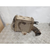 радиатор интеркуллера Hyundai TUCSON (2004-2010) 2827027251 радиатор интеркуллера Hyundai TUCSON (2004-2010) 2827027251