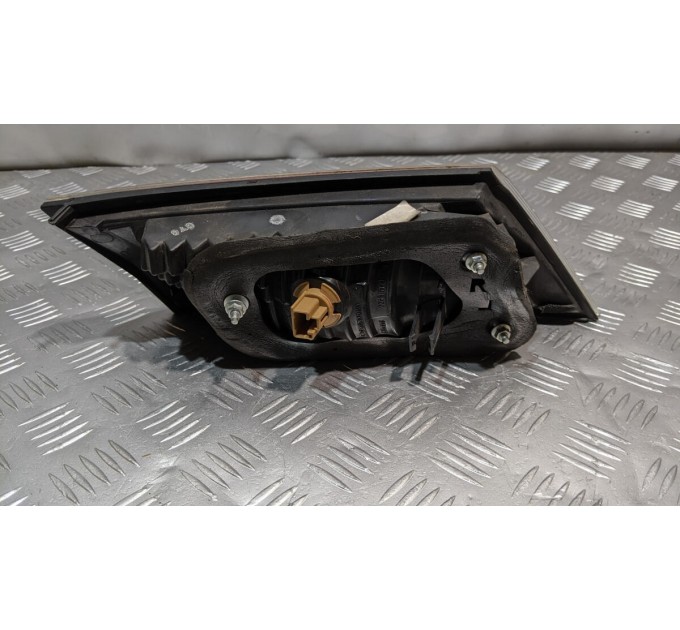 Ліхтар кришки багажника правий Honda Civic 8 2006-2011 22616874