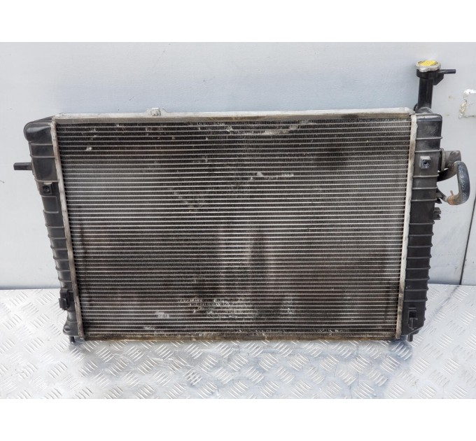 Радіатор основний під АКПП 2.0CRDI HYUNDAI TUCSON 2004-2009 253102E900
