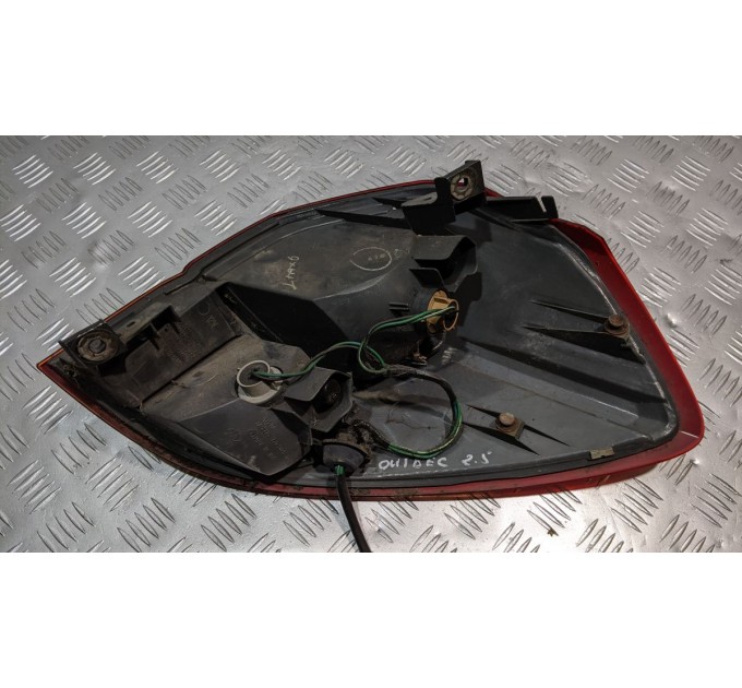 Фонарь задний левый Subaru Legacy 4 Outback 2003-2009 84201AG232