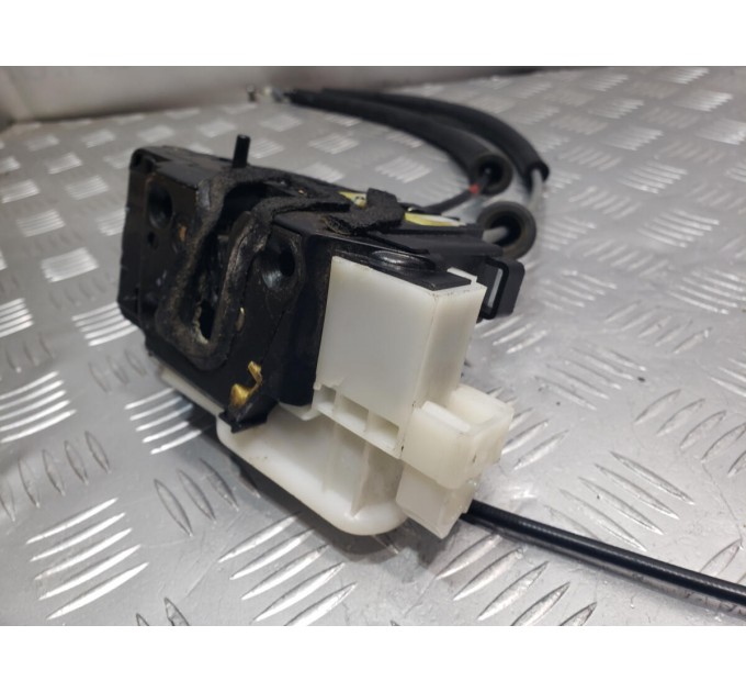 Замок двери задний правый (5 pin) Hyundai SANTA FE II 2006 - 2012 814202B010