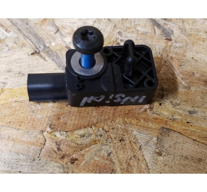Датчик удара spark (m300)  Opel Insignia 2013-2017 13502341