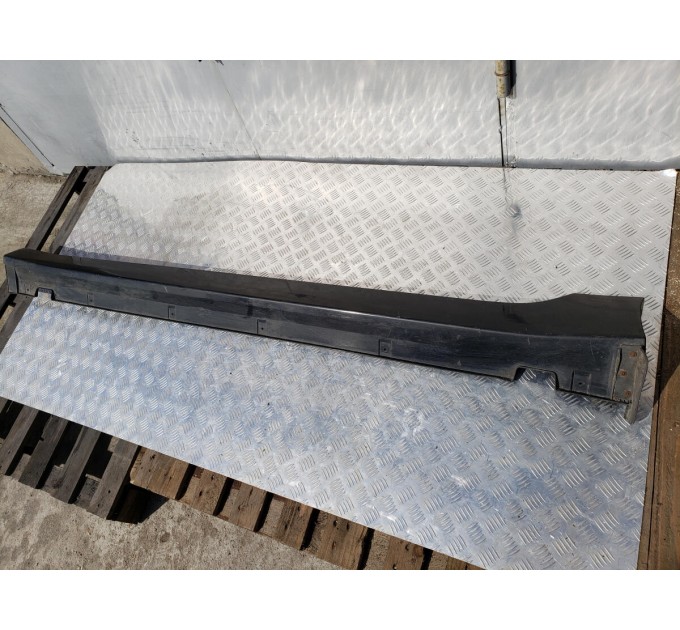 Накладка порога ліва Hyundai Sonata LF 2014-2019 87753C2000