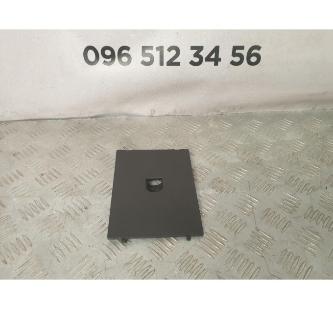 накладка підлокітника Hyundai Santa Fe (2006-2012) 846952B000