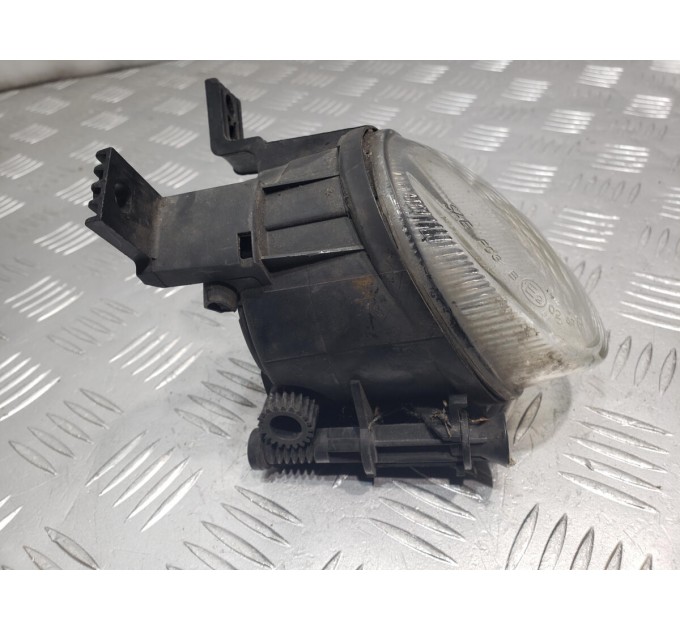 Фара протитуманна, права Audi A4 b7 2005-2008 8E0941700C