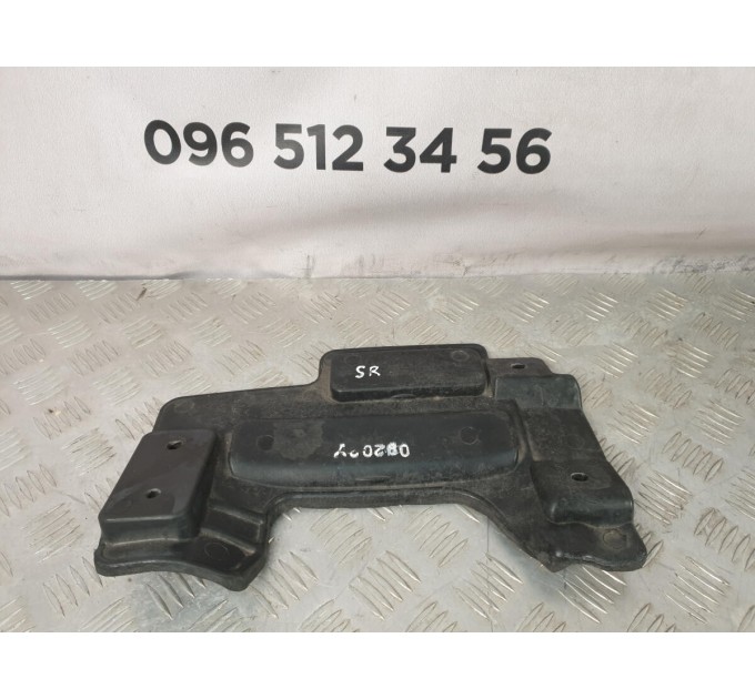 кронштейн підсилювача передньої панелі Hyundai Santa Fe (2006-2012) 847552B000