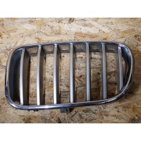 Решетка радиатора левая BMW x3 F25 2014-2017 51117210725