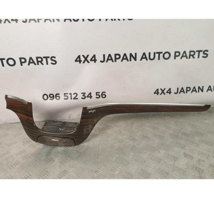 накладка  панели приборов под дерево с пепельницой Hyundai Santa Fe (2006-2012) 847702B000MAZ