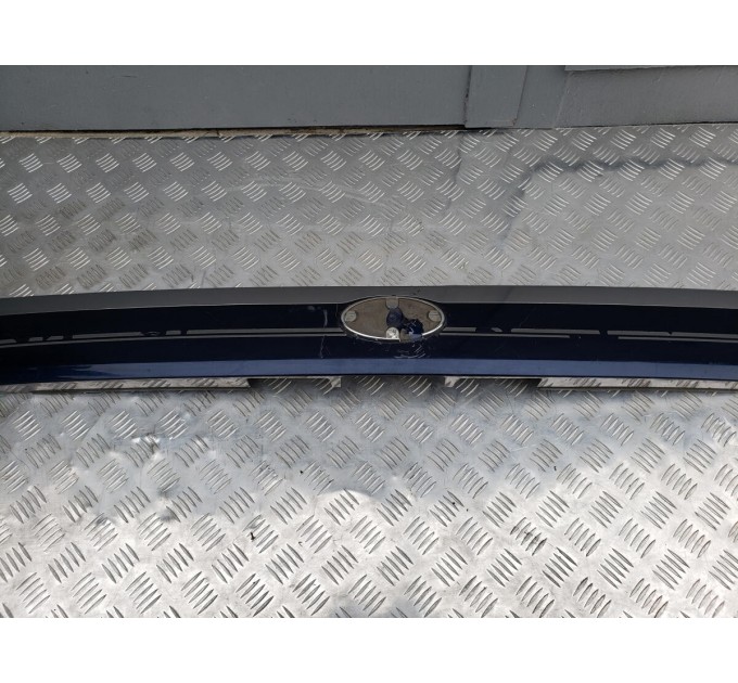 Накладка кришки багажника SUBARU FORESTER SG 2002-2007 91112SA622LR