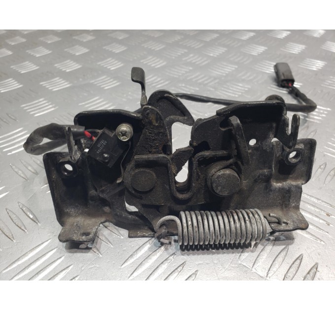 Замок капота MAZDA CX-7 2006-2012 EG2256620B