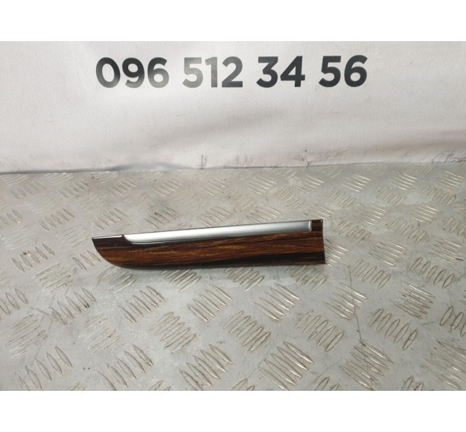 накладка торпеди під дерево Hyundai Santa Fe (2006-2012) 847802B000