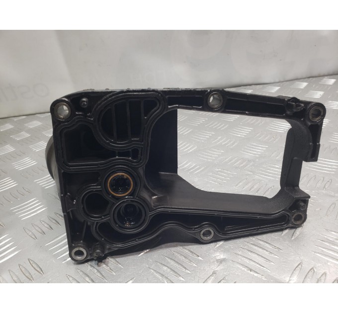 Корпус масляного фільтра BMW F20 F30 2012-2017 70377932