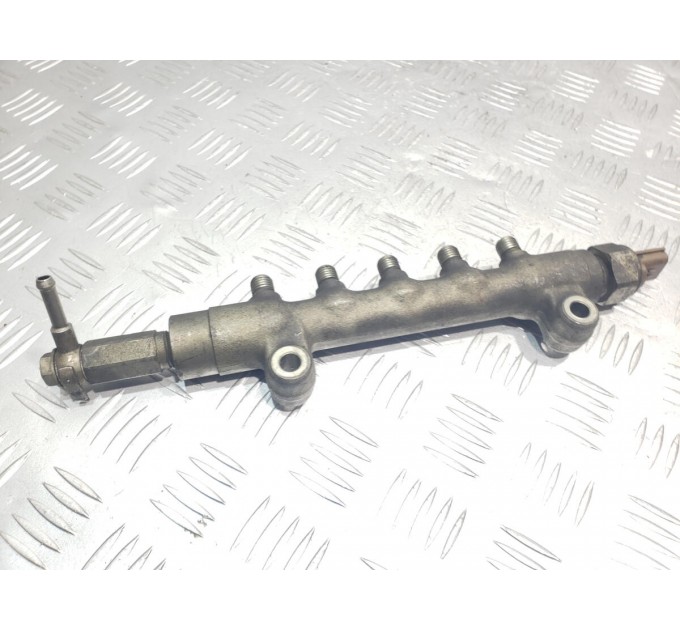 Паливна рейка ВСБОРЕ Subaru Forester 2.0d 2008-2012 4990006131