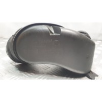 Патрубок воздушного фильтра BMW F30 2012-2019 13717605045