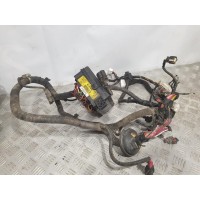 Блок предохранителей моторного отсека с проводкой Hyundai TUCSON (2004-2010) 912082E130 Блок предохранителей моторного отсека с проводкой Hyundai TUCSON (2004-2010) 912082E130