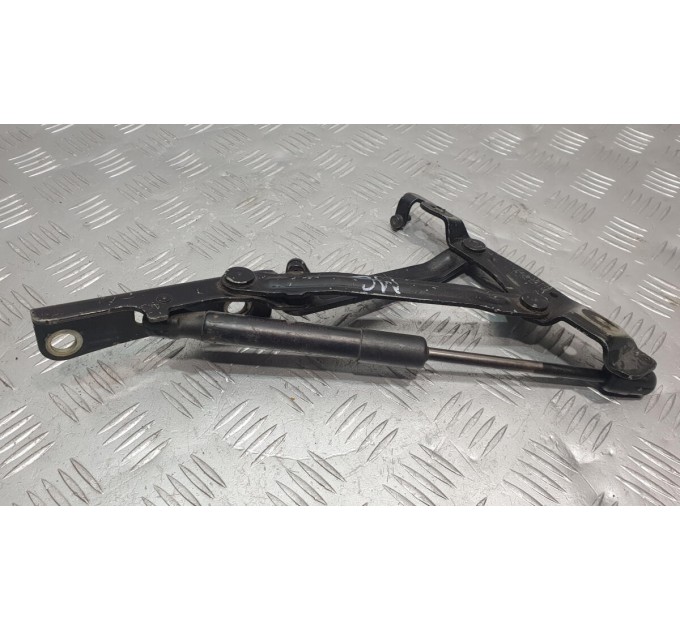 Петля кришки багажника права Mazda 6 GH 2007-2012 GS1D52710B