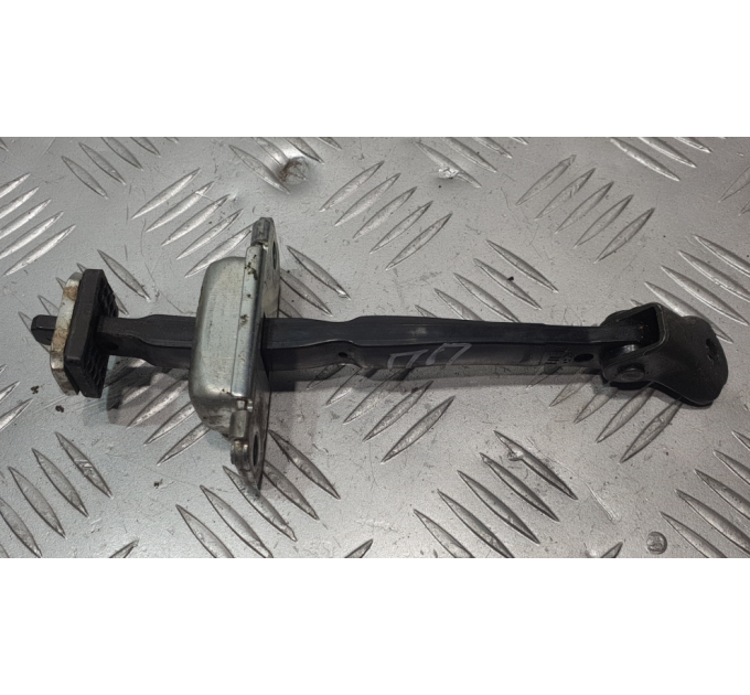 Ограничитель двери перед прав HONDA CIVIC VIII 2006-2012 72380SMGE01