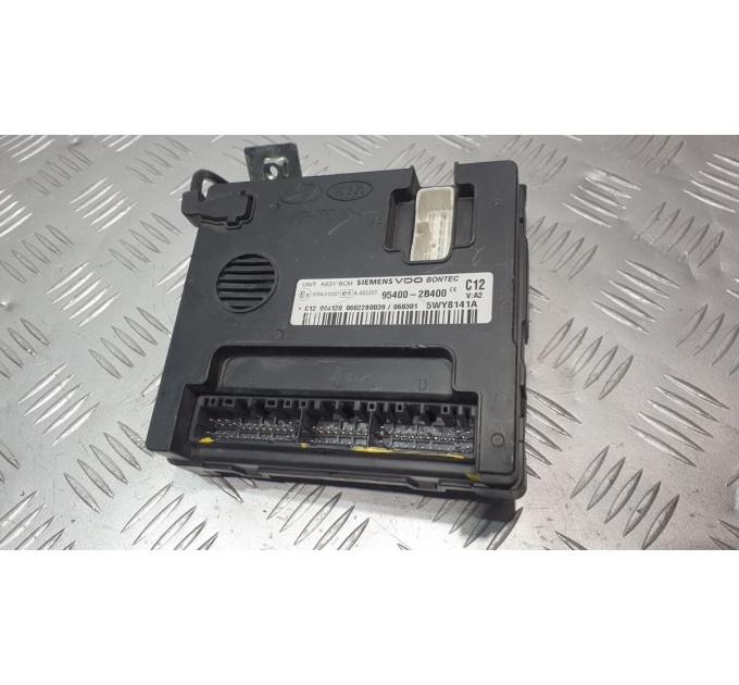 Блок комфорту салону Hyundai Santafe 2006-2012 Diesel 954002B490