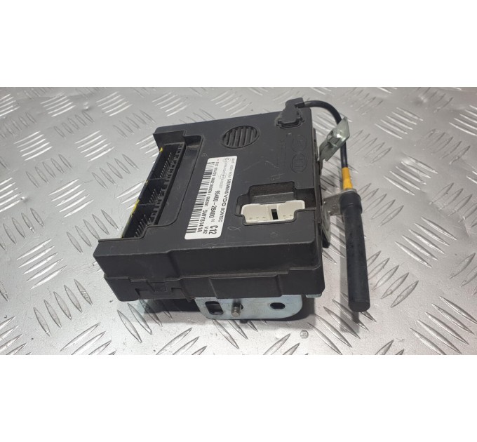 Блок комфорту салону Hyundai Santafe 2006-2012 Diesel 954002B490