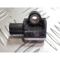 Датчик удара Ford Fusion mk5 2013-2016 CM5T14B006AA Датчик удара Ford Fusion mk5 2013-2016 CM5T14B006AA