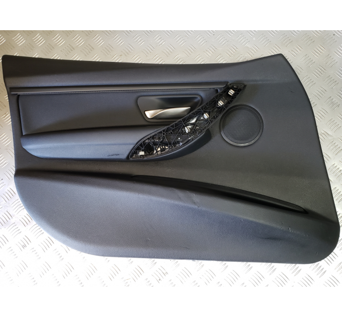 Обшивка двери (карта) передняя левая черная с подсветкой BMW 3 F30 2012-2019  51417279165