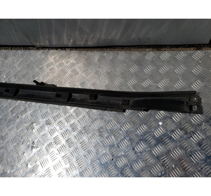 Накладка порога права Subaru Forester (SJ) 2013-2018 91111SG160