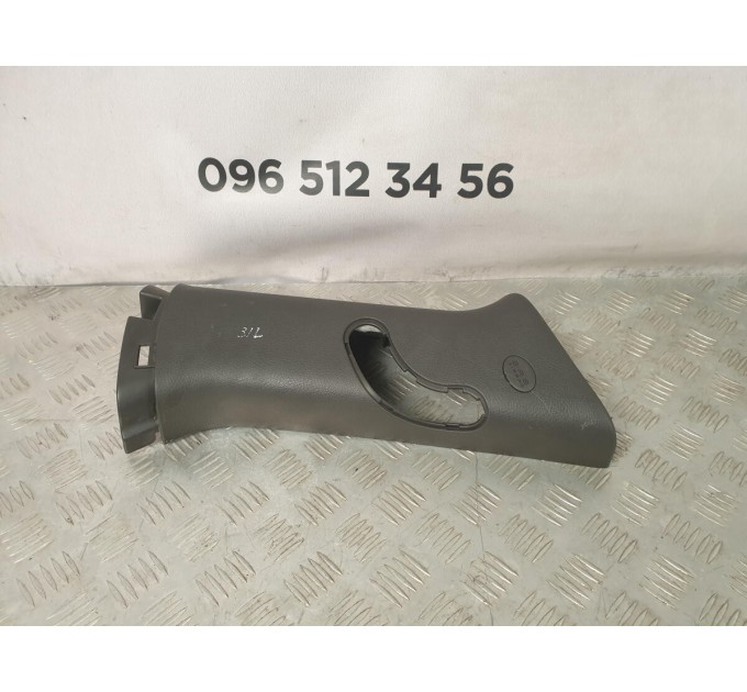 обшивка задней стойки верхняя левая2 Hyundai Santa Fe (2006-2012) 858502B010HZ