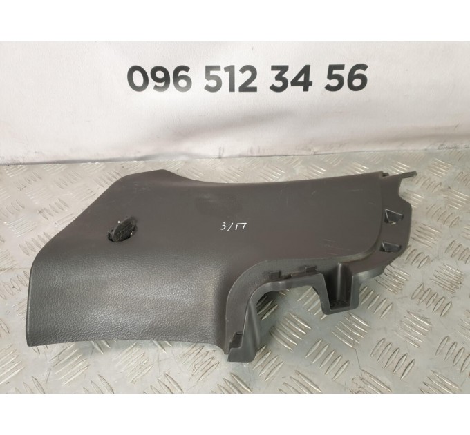 обшивка задньої стійки верхня права Hyundai Santa Fe (2006-2012) 858652B010