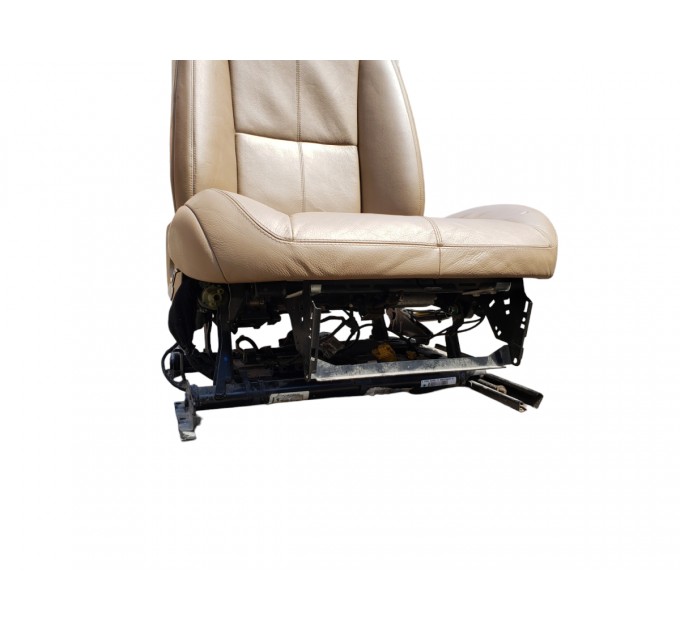 Переднее пассажирское сидение бежевая кожа дорестайл (нет задней крышки и пластика) Mercedes-Benz W221 2005-2013  A2219100016