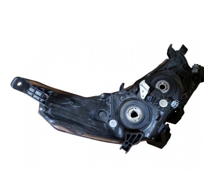 Toyota Corolla  h11, hb3 (корпус фары) (2013-2016) 8113002E70