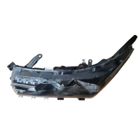 Корпус фары Toyota Corolla  h11 hb3 2013-2016 8113002E70