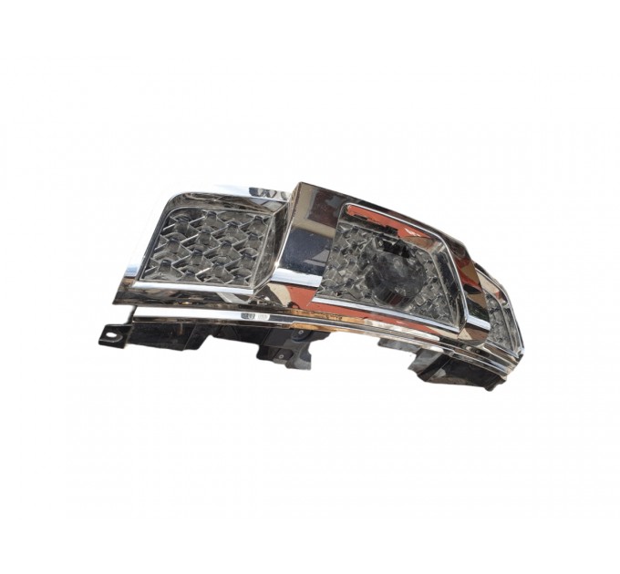 Решітка радіатора під камеру Nissan X-trail T31 2007-2014 623103UP5A