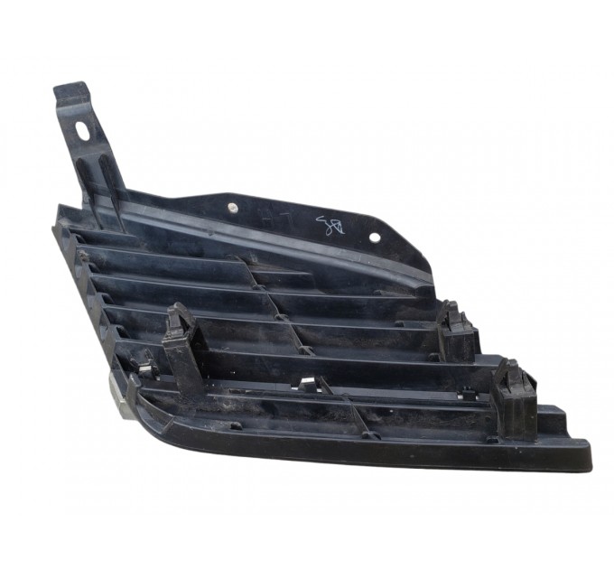 Решетка радиатора левая Nissan Primera P12 2001-2008  62330AU300