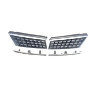 Решетка радиатора правая левая комплект Nissan Tiida c11 2007-2012 62320ED000