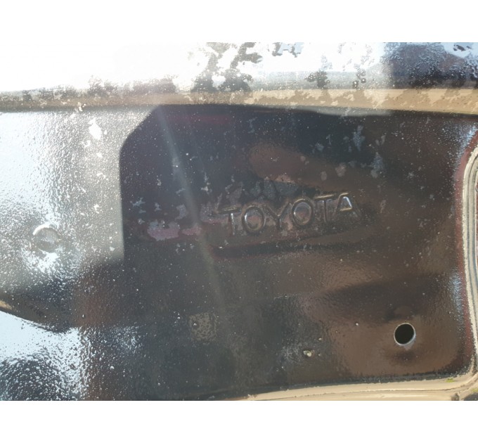 Капот (подряпини) Toyota RAV4 2 2000-2005 5330142030