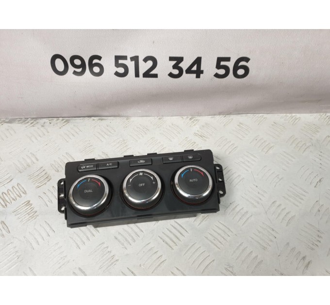блок кнопок климат контроля Mazda 6 GH 2.2D (2006-2012) GDK461190