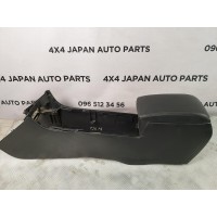 центральная консоль Mazda 6 GH 2.2D (2006-2012) GDK464420A02