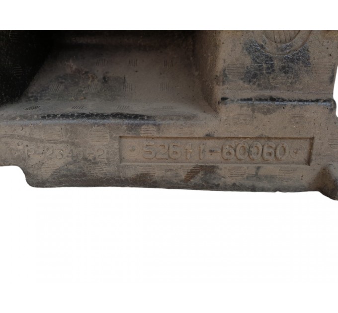 Абсорбер (наповнювач) бампера переднього Lexus LX 570 2007 - 2023 5261160060