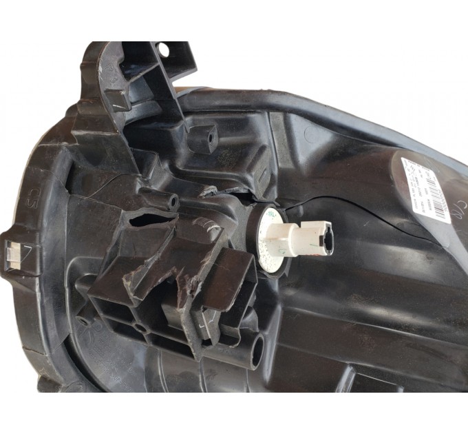 Лампа передня права ДЕФЕКТ nissan micra k13 2010-2013 260101HB0A