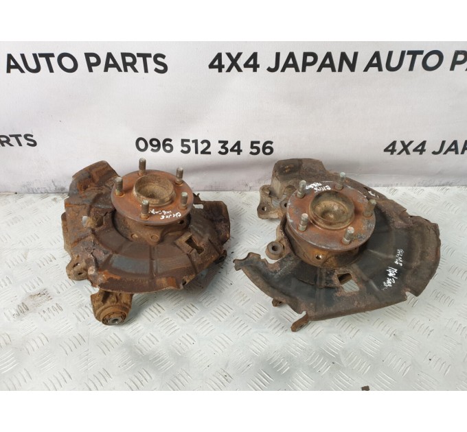 поворотный кулак задний левый Mazda 6 GH 2.2D (2006-2012) GS1D2612XC