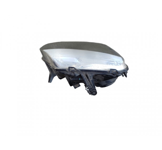 Права фара (Дефект) Renault DUSTER 2010 - 2023 260103738R