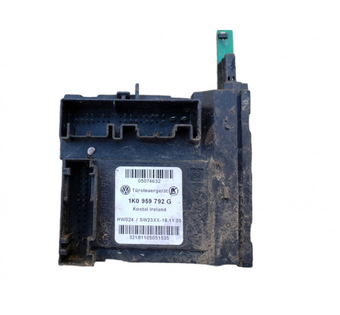 Блок  управления стеклоподъемниками передий правый 31 пин  Volkswagen GOLF PLUS V 2004 - 2008  1K0959792G