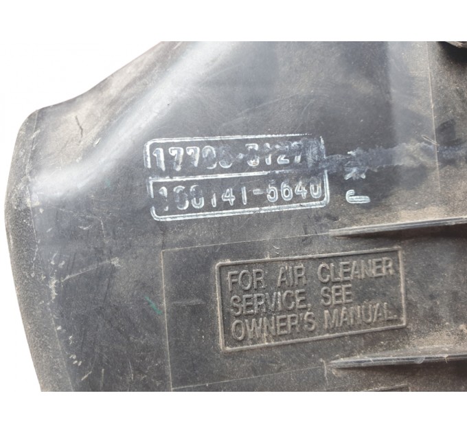 Крышка воздушного фильтра верхняя крышка Toyota Camry V40 2006-2011 1770531271