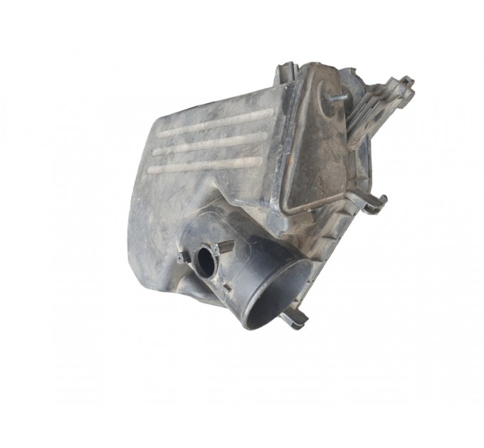 Крышка воздушного фильтра верхняя крышка Toyota Camry V40 2006-2011 1770531271