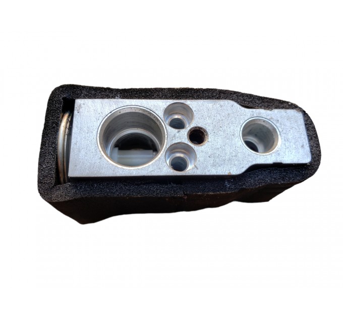 Клапан кондиционера TRW Honda Accord 7 usa 2003-2007  80221SDAA01