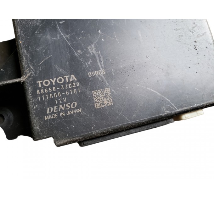 Блок управления кондиционером Toyota Camry V55 2011- 2018 8865033C20